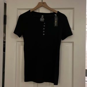 NWT, Kindred Bravely, Organic cotton nursing & maternity henley short sleeve